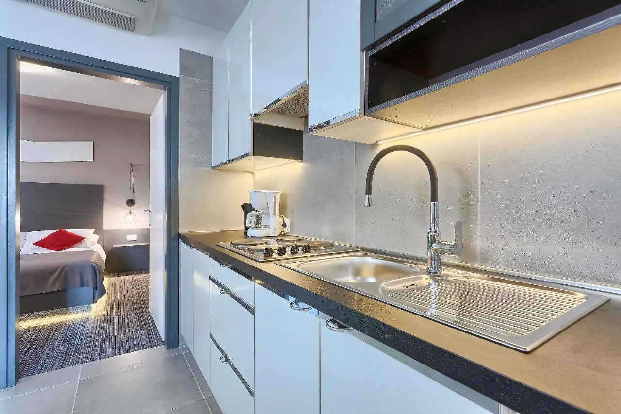 Astinian Apartments Jadranka
